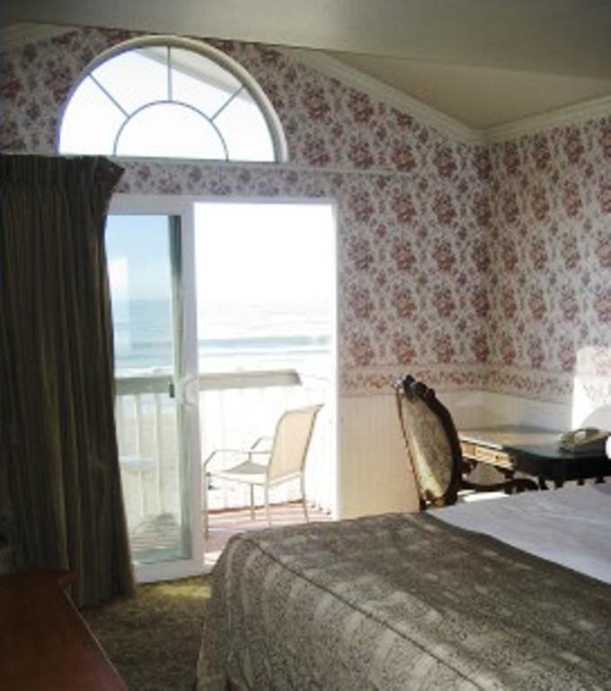 Inn On The Beach Ventura Room photo